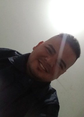 Javier из Santiago de Cali 25 лет