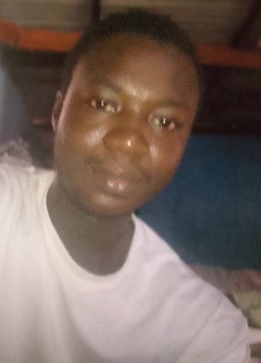Isaac, 21, Ghana, Saltpond