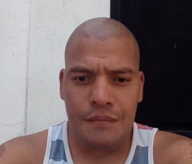 Rodrigo, 39, Quilmes