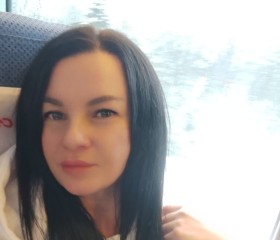 Olga, 43, Saint Petersburg