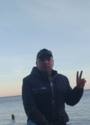 Sergey, 41, Russia, Kronshtadt