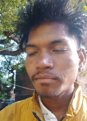 Deepak, 18, India, Lucknow
