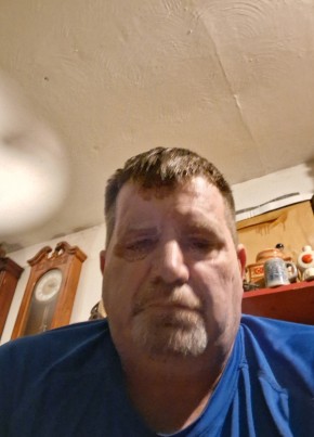 Todd из Parkersburg 54 года