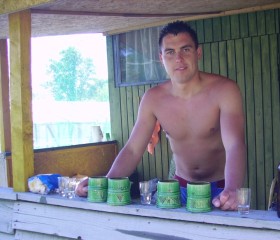 Viktor Khoy, 38, Valmiera
