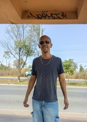 JONATHAS из Aparecida de Goiânia 18 лет