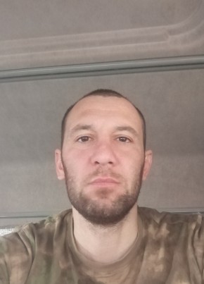 Valentin, 39, Russia, Mirny