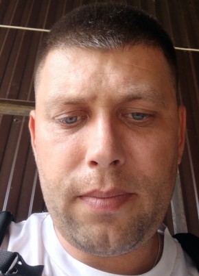Виктор из Холмскаи 33 года