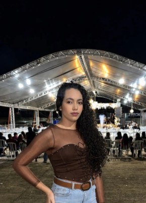 Maria Laura из Goiânia 18 лет
