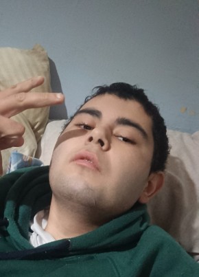 Max из Santiago de Chile 21 год