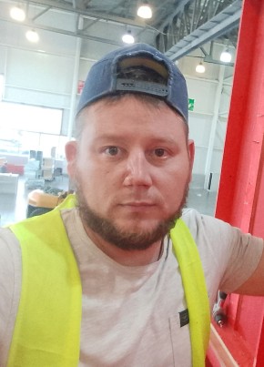 Sergey, 33, Russia, Sharya
