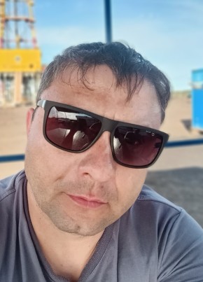 Андрей, 40, Россия, Богатое
