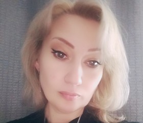 Yuliya, 46, Svobodnyy