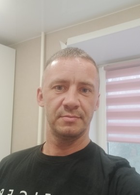Михаил из Ярославли 40 лет