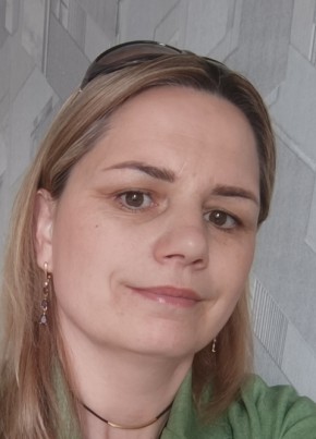 Оксана из Новосибирска 42 года