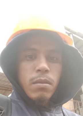 zulkifli, 28, Indonesia, Kota Makassar