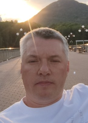 Dmitriy, 44, Russia, Moscow