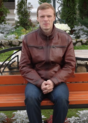 Михаил из Павловского Посада 48 лет