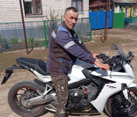 Aleksandr, 56, Almetevsk