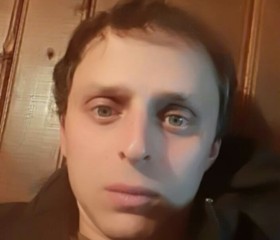 Bacho, 36, Sokhumi