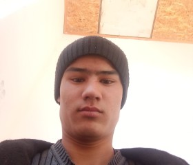 Khasan, 18, Dushanbe