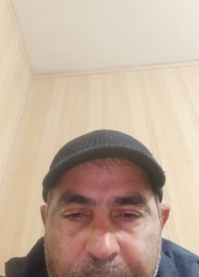 Миха из Белиджи 47 лет