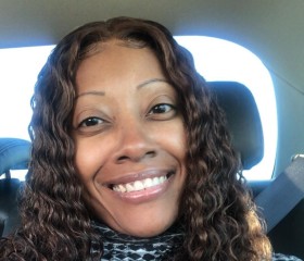 Jasmine Arana, 44, Tema