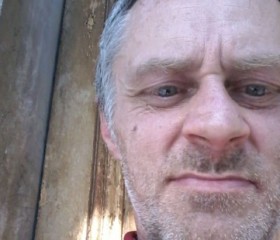 marcuccio, 25, Vasto