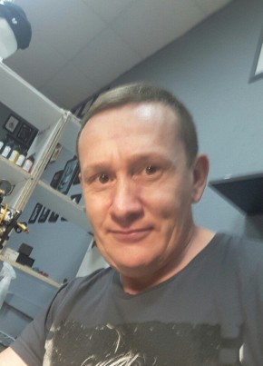Вячеслав из Уфы 49 лет