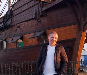 Igor, 44, Yekaterinburg