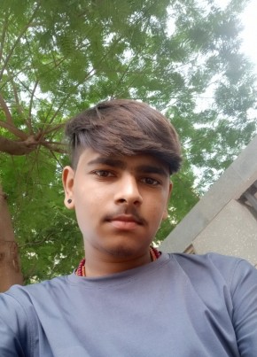 Rahul, 20, India, Vadodara