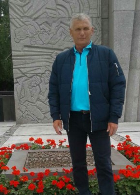 Роман, 55, Россия, Магадан