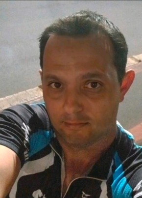Tiago Henrique из Brotas 42 года