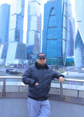 Умед, 31, Россия, Москва