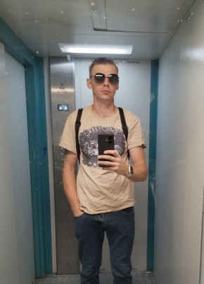 Александр из Лосино-Петровския 33 года