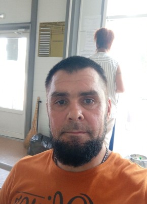 Vladimir, 44, Russia, Maykop