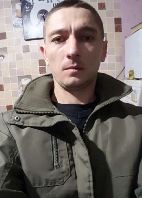 Leonid Lubskiy, 39, United Kingdom, London