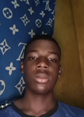 Kenny, 18, République du Congo, Pointe-Noire