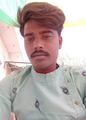 Dusuuss, 25, India, Wazirganj