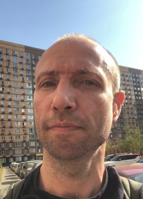 Павел из Москвы 48 лет