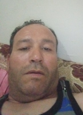 Yazid из Skikda 44 года