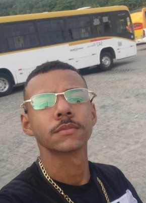 Thyago из Jaboatão dos Guararapes 22 года