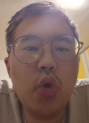 James из 板橋 18 лет