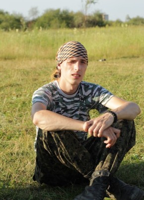 Денис, 30, Россия, Железногорск (Красноярский край)