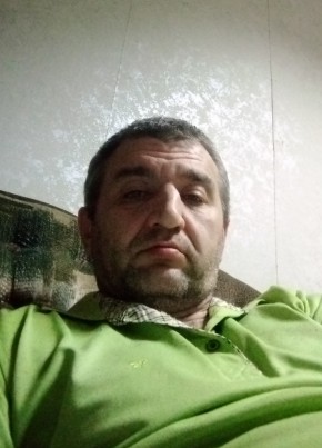 Roman, 44, Russia, Noyabrsk