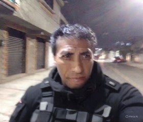 Beto, 47, Iztapalapa