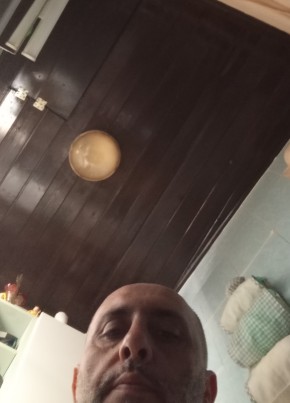 Edm, 18, Italy, Signa