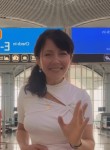 Venera, 45, Oral