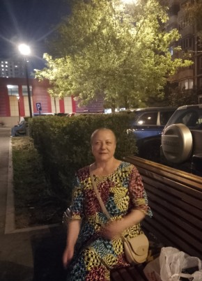 Лора, 51, Россия, Москва
