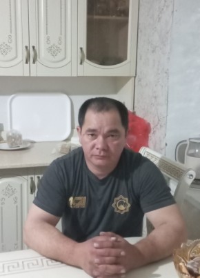 Руслан из Нефтекумска 45 лет