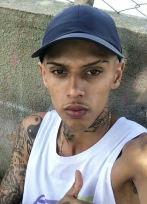 Rafael из Pederneiras 19 лет